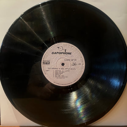 Pat Thomas And The Sweet Beans / False Lover